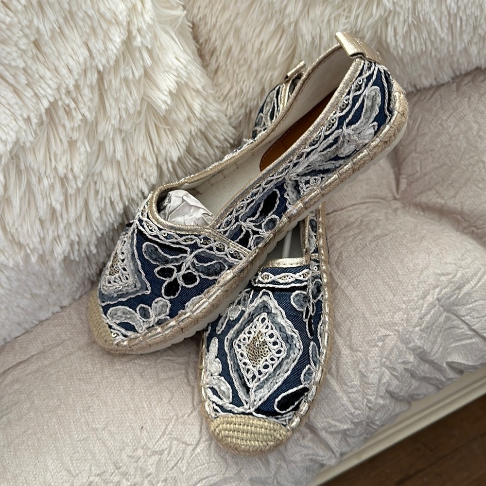 Brand new Patrizia Espadrilles, size 8 never worn. Spring step.